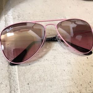 Ray-Ban Jr Pink Aviators